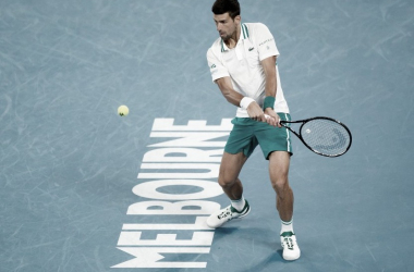 Novak Djokovic Foto&nbsp;<span style="color: rgb(83, 100, 113); font-family: TwitterChirp, -apple-system, "system-ui", "Segoe UI", Roboto, Helvetica, Arial, sans-serif; font-size: 15px; font-style: normal; text-align: start; white-space: nowrap; background-color: rgb(255, 255, 255);">@AustralianOpen</span>