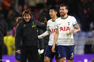 Antonio Conte celebrates with Heung-Min Son and&nbsp;Pierre-Emile Højbjerg at full-time after winning against Crystal Palace.&nbsp;(Photo by Chloe Knott - Danehouse/Getty Images)