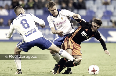 Los jugadores del filial Pep Biel y David Vicente entran en la convocatoria