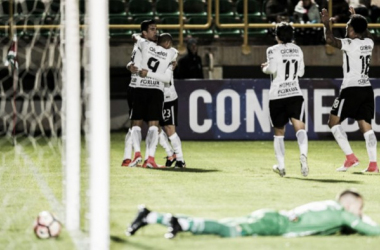 Zagueiro Balbuena marca no fim e Corinthians empata contra Patriotas na ida à Colômbia