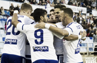 El Real Zaragoza gana y convence