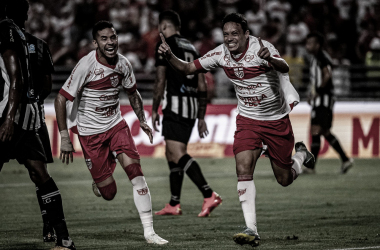 Com hat-trick de Renato, CRB goleia Operário-MS e se garamte na terceira fase da Copa do Brasil