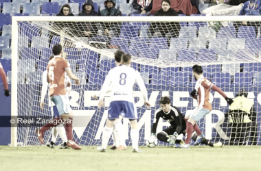 Borja Iglesias y Buff dan la victoria a un gran Real Zaragoza frente al Lugo