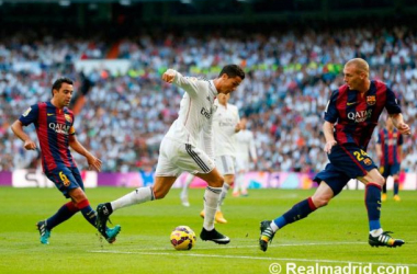 Cristiano Ronaldo marca su gol 16 en liga ante el Barcelona