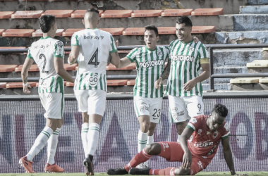 Atlético
Nacional ratificó su liderato con una goleada en el Atanasio