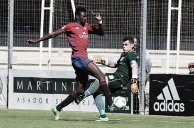 Osasuna Promesas supera al Pontevedra CF