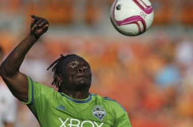 Seattle Sounders Narrowly Escape Houston Dynamo With 1-1 Draw In Crucial Match