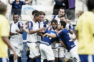 Cruzeiro vence Palmeiras no Mineirão e se afasta da zona de rebaixamento