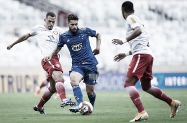 Melhores momentos de Cruzeiro 0 x 0 Tombense