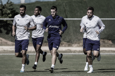 Há 41 dias sem vencer, Cruzeiro recebe São Paulo em busca do fim do jejum