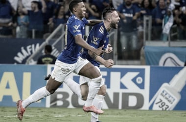 Cruzeiro vence Brusque e se livra do risco de rebaixamento
na Série B