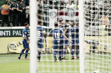 Com arbitragem polêmica, Cruzeiro vence Palmeiras e sai em vantagem na Copa do Brasil