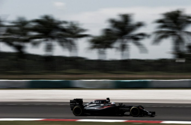 Fernando Alonso: “Ojalá podamos estar en Q3 con otro coche y en carrera en los puntos”