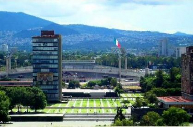 Pumas participa en los festejos por los 60 años de CU