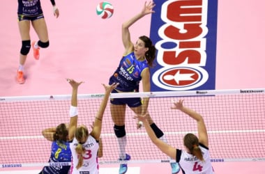 Volley, Serie A1 femminile - Partenza amara per le campionesse d'Italia. Vince Scandicci al tie-break