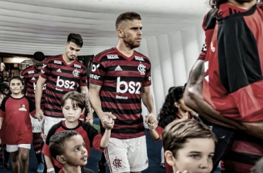 Cuéllar recebe proposta do futebol árabe e sinaliza saída do Flamengo