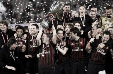 Dal settimo posto alla Supercoppa Italiana: il racconto del 2016 del Milan in foto
