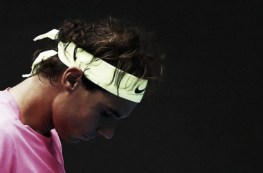 Australian Open 2016: Rafael Nadal out as Andy Murray and Stan Wawrinka progress