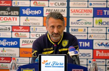 Chievo Verona: Montalto e Djordjevic in attacco, rinnovo per Gobbi e Dainelli