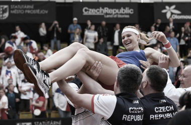 Com Safarova em ação, República Tcheca vence Canadá e segue no Grupo Mundial da Fed Cup