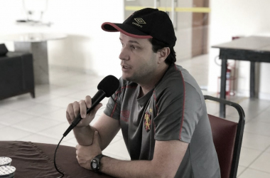 Técnico do Sport, Daniel
Paulista valoriza vitória diante do Santa Cruz: “Importante para dar moral”