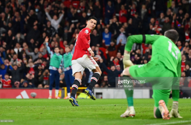 Man United 3-1 Burnley: Cristiano Ronaldo on-target in Old Trafford win