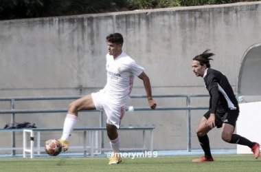 Estreno impecable de Armand Vallès con el Juvenil B