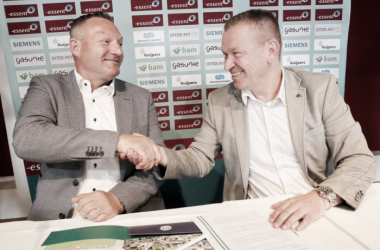 Ron Jans es nuevo entrenador del Groningen