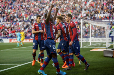 Liga - Il Barcellona perde l'imbattibilità: il Levante vince 5-4!