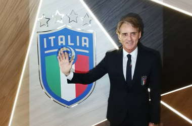 Italia, entusiasmo a Torino. Il c.t. Mancini: &quot;La Nazionale va aiutata, ci vuole entusiasmo&quot;