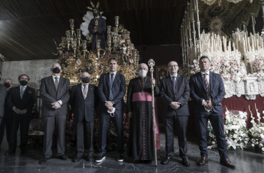 El Sevilla FC cumple con su tradición de Semana Santa