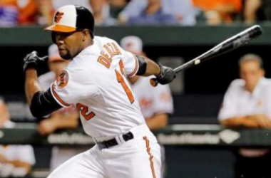 Orioles Hang On to Beat Reds 5-4