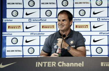 Frank de Boer: "Non penso all'esonero, voglio vincere domani, credo ancora in questo progetto"