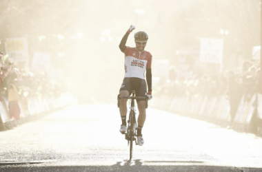 Thomas de Gendt se exhibe en Camprodón en un homenaje al
ciclismo de ataque
