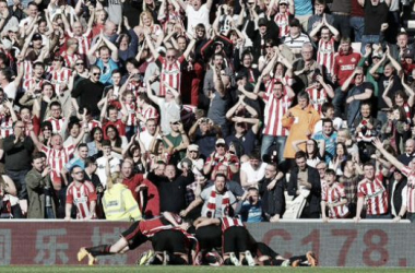 Sunderland 1-0 Newcastle: Defoe&#039;s fantastic screamer settles Tyne-Wear derby