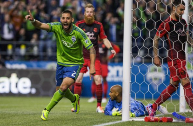 Dempsey Goal Burns Timbers Late As Sounders FC Emerge Victorious