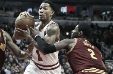 Derrick Rose sufrió una pequeña lesión en el partido contra Cleveland