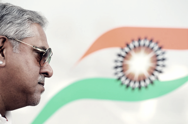 Vijay Mallya dimite como director de Force India