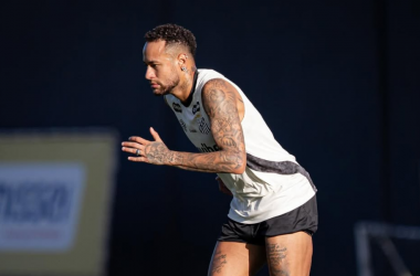 Santos e Corinthians se enfrentam pelo Brasileirão