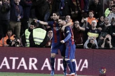 Messi faz dois, André Gomes desencanta e Barcelona vence jogo movimentado contra Valencia