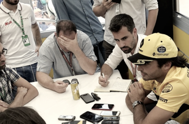 Sainz: “Dependo de lo que quieran hacer Red Bull y Ricciardo”