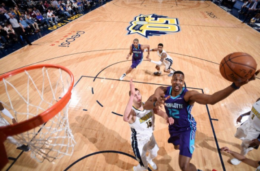 NBA - Una schiacciata di Simmons consegna ai Magic la vittoria sui Miami Heat; tutto facile per Denver contro Charlotte