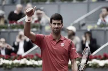 French Open 2016: Djokovic and Serena into last four as draw catches up