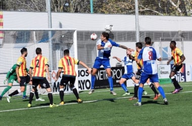 Ebro y Lleida igualan en un físico duelo