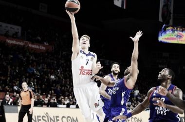 Eurolega - Caduta Anadolu, il Real la spunta col brivido (78-80)