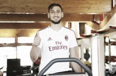 Donnarumma renueva por el Milán