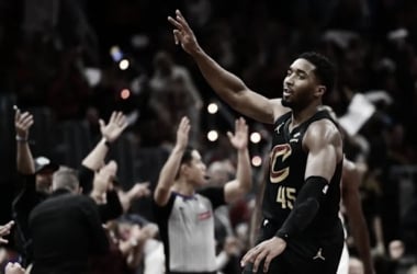 Cleveland barre a Miami en una paliza histórica y espera rival en semifinales