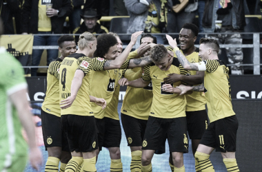 Borussia Dortmund humilla en 14 minutos a Wolfsburgo