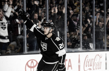 Los Angeles Kings win fifth overtime game, defeating Pittsburgh Penguins 3-2