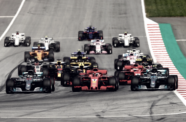 Formula 1 - Verstappen vince un pazzo Gran Premio d'Austria, Vettel torna in testa al Mondiale